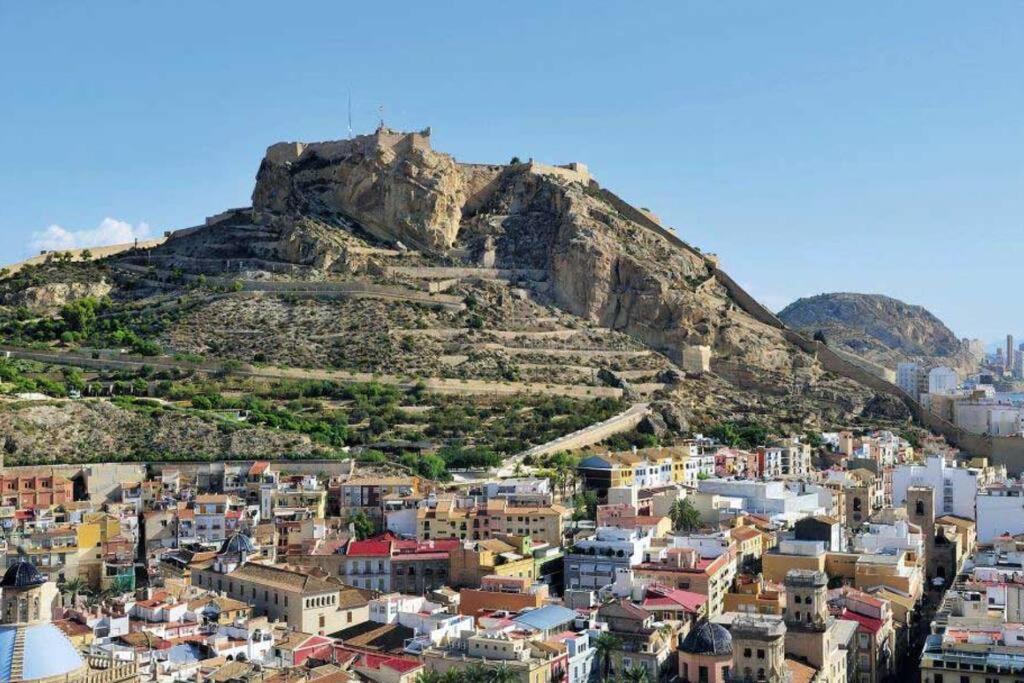 Beautiful Apartment In Calle Mayor Alicante Luaran gambar